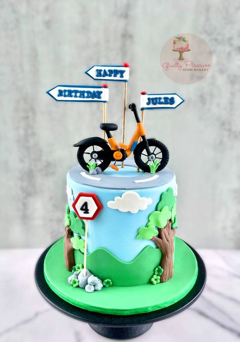 #bicyclecake Bike Birthday Cake, Scooter Cake, Cycling Cake, Bicycle Cake, Bike Party, Bike Cakes, 3 Birthday, Baby Bike, Home Bakery