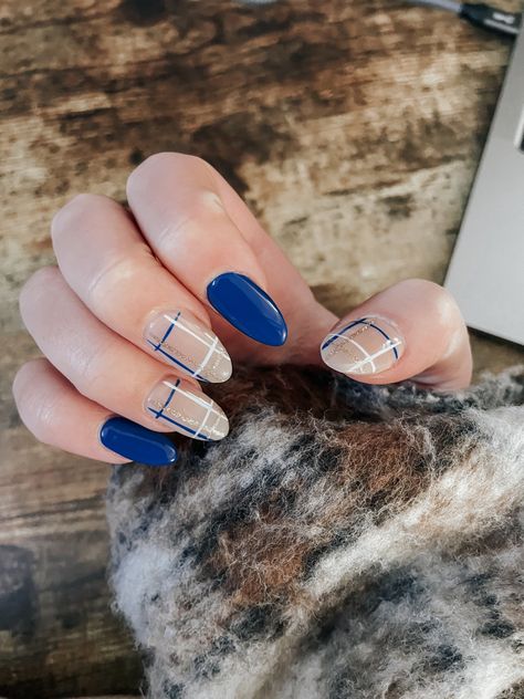 Blue Nails Winter Design, January Nails Almond Blue, Blue New Years Nail Designs, Dark Blue Nails Christmas, November Blue Nails, Indigo Nail Designs, Winter Short Almond Nails, Winter Nail Designs Almond Shape, Hannukah Nail Ideas