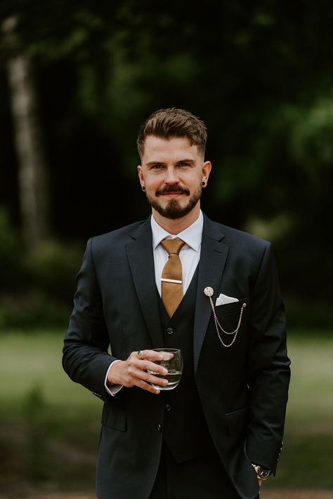 Best Groom Suits, Groomsmen Attire Black, Groom Attire Black, Wedding Suits Men Black, Groom Suit Black, Best Wedding Suits, Wedding Groomsmen Attire, All Black Suit, Wedding Outfits For Groom