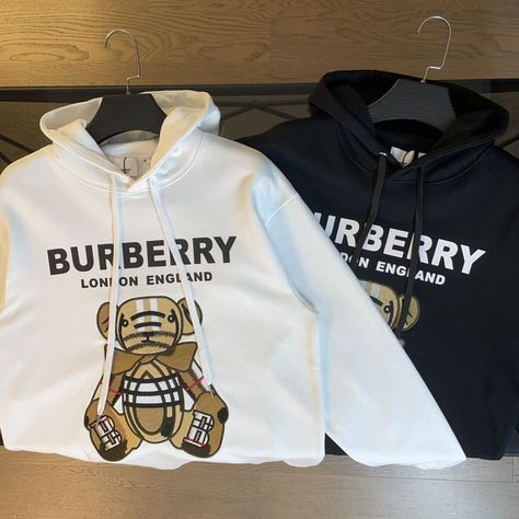 burberry hoodie Burberry Hoodie, Burberry Sweater, Burberry, Mens Outfits, Sweatshirts, Clothes Design, Clothes