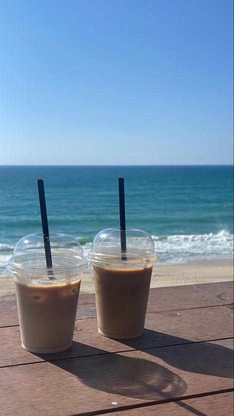 Beach Coffee Aesthetic, Beach Drinks Aesthetic, Coffee Beach Aesthetic, Starbucks Moodboard, Summer Coffee Aesthetic, Beach Cafe Aesthetic, Coffee By The Beach, Caffe Aesthetic, Beach Coffee Shop