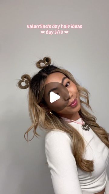 Daniella Guinjicna | DANA on Instagram: "how to get heart antennas 💗💗 follow for more! — #hairstyleoftheday #hairstyletutorial #valentinesdayhair #valentinesday #hairaesthetic #hearthair #hairstyleinspiration" Hearts In Hair Tutorial, How To Do Hearts In Hair, Piggy Buns Hairstyles, Heart Shaped Space Buns, Bunny Ears Hairstyle, Cute Heart Hairstyles, Heart Shaped Ponytail, Heart Buns Hair, Cute Hair With Bangs