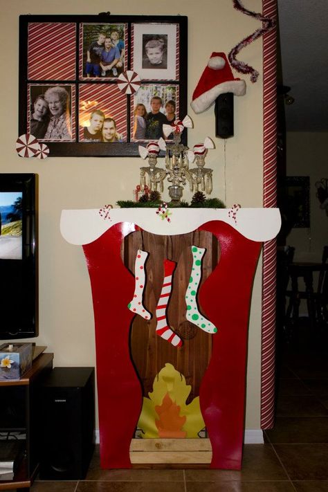 A Whoville fireplace - waiting for a Grinchy Santa. Whoville Fireplace, Diy Whoville, Whoville Decorations, Whoville Party, Whoville Tree, Whoville Christmas Decorations, Christmas Cubicle, Grinch Whoville, Grinch Movie