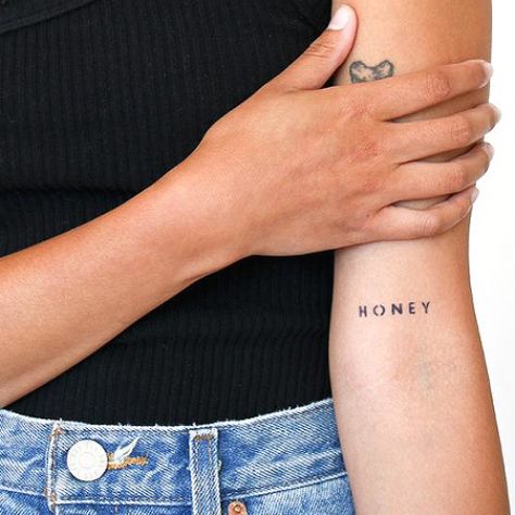 Honey Tattoo Words, Kiki Tattoo, Tattoo Words Fonts, Honey Tattoo, Tattoo Words, Rose Tattoo Sleeve, Rose Shoulder Tattoo, A Sign Of Affection, Sign Of Affection