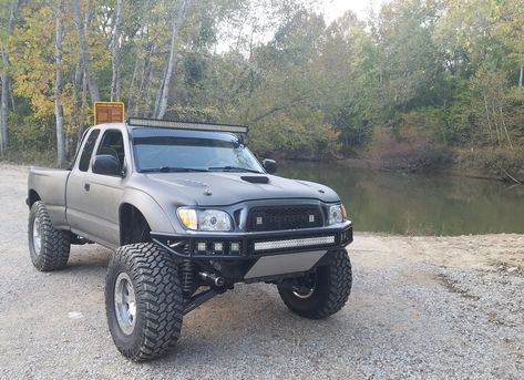 4wd LS swapped Long travel tacoma from Memphis Toyota Prerunner, 2001 Toyota Tacoma, Toyota Tacoma Off Road, Toyota Tacoma Prerunner, Tacoma Prerunner, Toyota Tacoma Mods, Toyota Pickup 4x4, 2014 Toyota Tacoma, Tacoma Mods