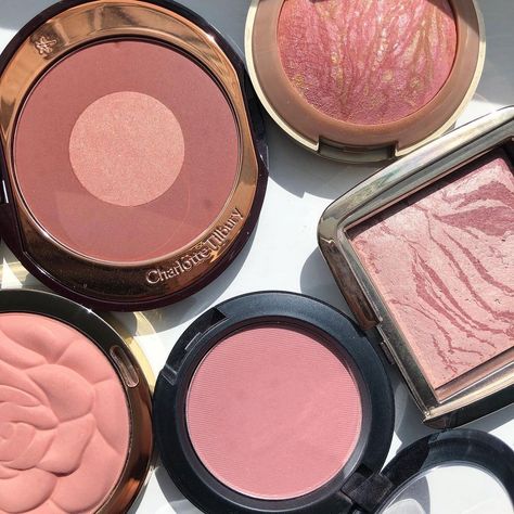 ~ Charlotte Tilbury pillow talk Intense ~ Mac mocha ~Milani Tea Rose ~Milani Berry Amore ~Hourglass Mood Exposure Milani Romantic Rose Blush, Charlotte Tilbury Pillow Talk Intense, Milani Blush, Charlotte Tilbury Pillow Talk, Mauve Blush, Beauty Finds, Pink Mauve, Tea Rose, Romantic Roses