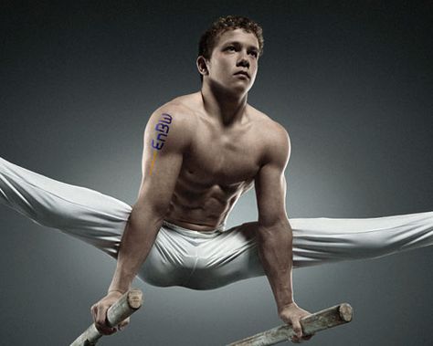 Fabian  Hambuechen- German gymnast Crossfit Images, Boys Gymnastics, Gym Images, Male Gymnast, Gym Boy, Gym Art, Motivational Images, Muscle Abs, Sport Gymnastics