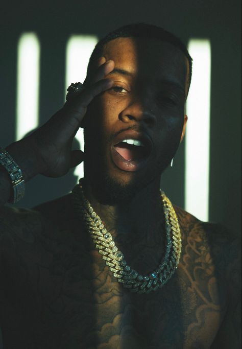 Tory Lanez Lyrics, Tory Lanez Album, Tory Lanes, Nle Choppa, Tory Lanez, 90s Fashion Men, Best Friend Outfits, Friend Outfits, Cute Poses For Pictures