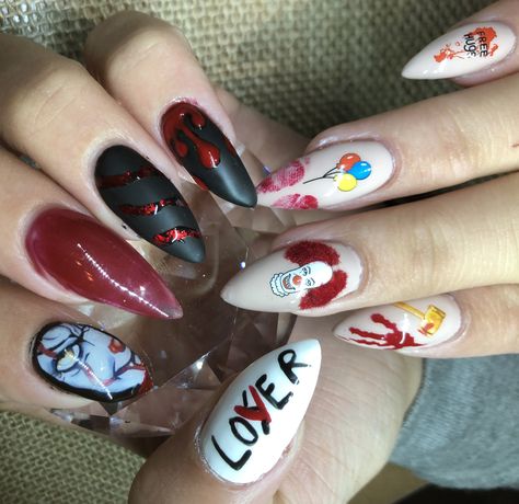 It Nails Stephen King Acrylic, Stephen King Nails, It Nails Stephen King, Trash Nails, Swaggy Nails, It Stephen King, Scary Halloween Nails Design, King Nails, It Nails