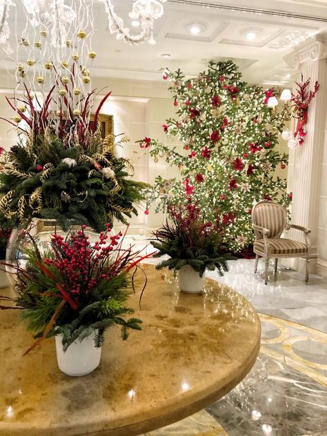 Christmas Hotel Decorations, Hotel Christmas Decorations Lobbies, Christmas Decorations Hotel, Lobby Christmas Decorations, Hotel Christmas Decor, Hotel Decorations, Christmas Hotel, Christmas Moodboard, Hotel Christmas