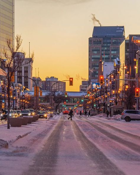 Winnipeg Canada Aesthetic, Winnipeg Aesthetic, Canada Vision Board, Micah Core, Canada Vibes, Canada Sunset, Nhl Wag, Canada Winnipeg, Canada Aesthetic