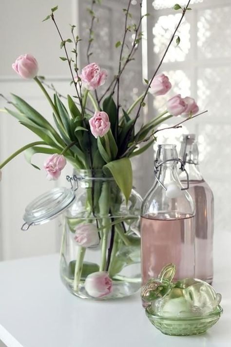 AlilHeavenOnEarth Bottles With Flowers, Deco Nature, Shabby Chic Bathroom, Deco Floral, Flowering Vines, Pink Tulips, Cheap Decor, Arte Floral, Spring Home