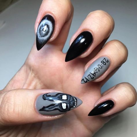 Donnie Darko, Beauty Lounge, Kawaii Nails, Easter Nails, Nail Tech, Halloween Nails, Makeup Nails, Makeup Inspiration, Morning Coffee