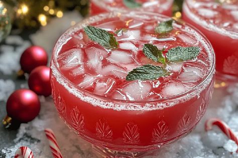 Candy Cane Punch, Candy Cane Christmas Punch, Peppermint Punch, Holiday Party Drinks, Cranberry Tart, Holiday Drink, Christmas Punch, Punch Recipe, Punch Recipes