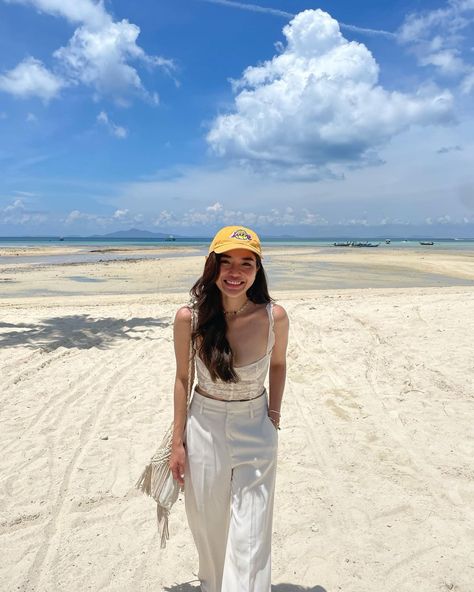 Boracay Fits, Sea Outfit, Corny Quotes, Tropical Outfits, Money Lifestyle, Beach Fit, Beach Ootd, Beach Fits, Swimsuits Outfits