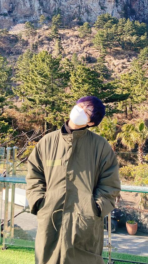 Photo Cropping, White Mask, Walk The Line, Yang Jungwon, Purple Hair, My Boyfriend, My Boy, Mood Pics, Real Life