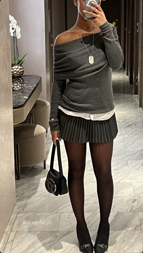 Winter Outfits With Skirts And Boots, Parisian Chic Winter Outfits, Sweaters And Skirts Outfit, Grey Skirt Outfit Black Women, Black Mini Skirt Winter Outfit, Slim Skirt Outfit, Mini Skirt And Tights Outfit, Going To The Ballet Outfit, Black Skirt Outfit Black Women