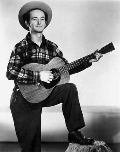 American Folk Music, Woody Guthrie, Folk Music, Guitar, Music