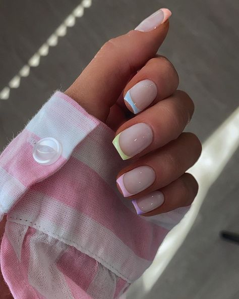 Pastel Colour Gel Nail Ideas, Milky Pastel Nails, Pastel Colour Nails, French Pastel Nails, Nail Ideas Milky White, Pastel French Nails, Milky French Nails, Fence Nails, Pastel Color Nails