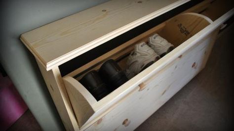 Diy Shoe Cabinet, Shoe Dresser, Vstupná Hala, Shoe Storage Unit, Storage Dresser, Green Dresser, Diy Projects Plans, Diy Shoe Rack, Cabinet Plans