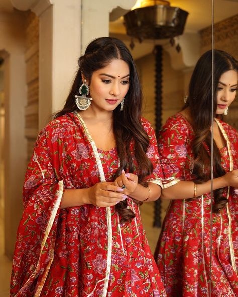 Aachho Jaipur, Bandhej Suits, Chikankari Anarkali, Red Chrome, Beautiful Suit, Girly Dresses, Sharara Set, Indian Fashion Dresses, Desi Fashion