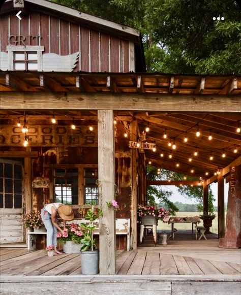 Front Porch Ideas Cabin, Barndominium Back Porch Ideas, Barn House Aesthetic, Barn Style House Exterior, Woodsy House, Fall On The Farm, Seeds Planting, Southern Breakfast, Wooden Interior