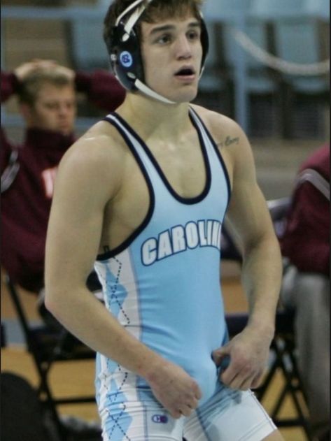 College Wrestling Bulge | 19 best images about Wrestler Bulges on Pinterest | Mars, Gay and ... Wrestling Senior Pictures, Wrestling Singlet, Men Sport Pants, Lycra Men, Sports Boys, Athletic Men, Shirtless Men, Mens Fitness, Rugby