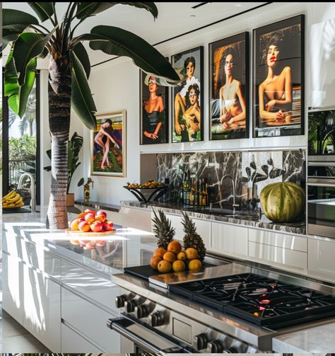 Transform Your Space with a Bold and Luxurious Look: A Beginner’s Guide Luxury Eclectic Interiors, Eclectic Beach House, Miami Home Decor, Eclectic Luxury, Valentina Rossi, Kitchen Eclectic, Eclectic Elegance, Miami Decor, Tropical Interior Design