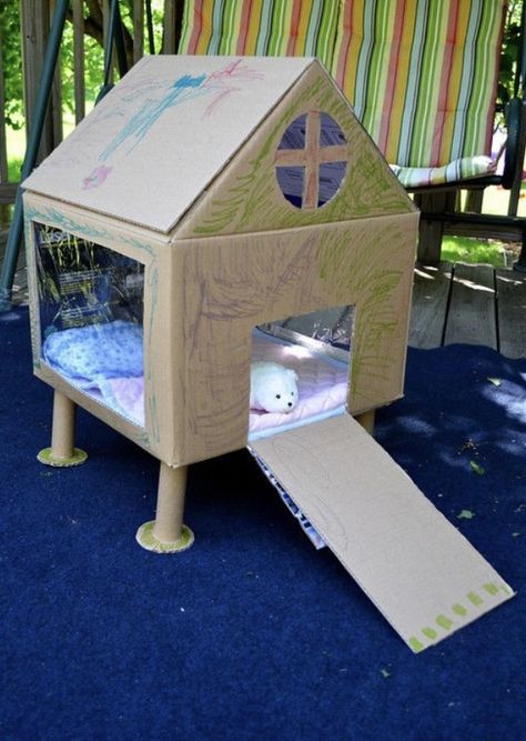 Cardboard Rabbit, Diy Bunny Toys, Cardboard Ideas, Guinea Pig Diy, Rabbit House, Ikat Bag, Rabbit Cages, Bunny Care, Rabbit Care