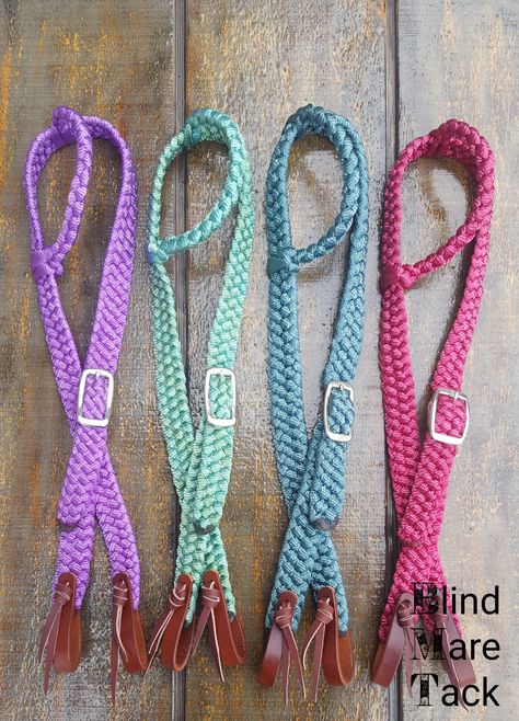 Macrame Horse Tack, Paracord Bridle, Diy Horse Tack, Paracord Horse Tack, Horse Reins, Bling Horse Tack, Diy Halter, Horse Tack Diy, Paracord Projects Diy