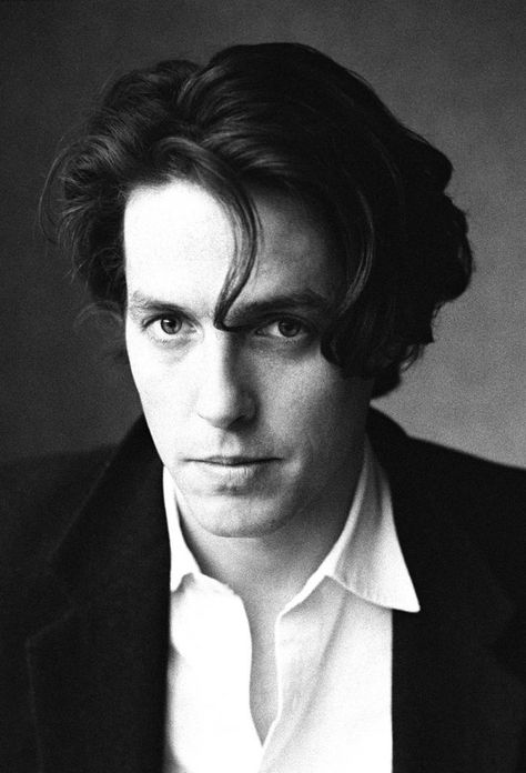 Hugh Grant Hugh Grant 90s, Huge Grant, Hug Grant, Hugh Grant Notting Hill, English Actors, 90s Actors, Hugh Grant, Bridget Jones, British Men