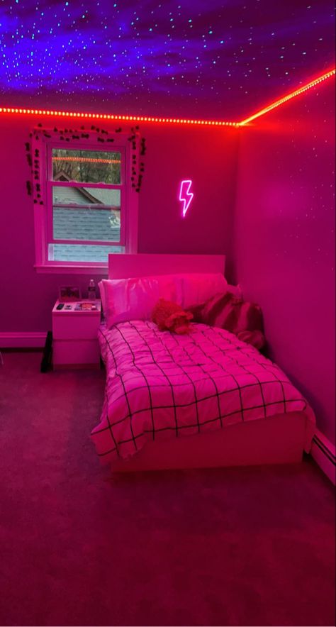 Neon Gaming Room, Gaming Room Aesthetic, Led Strip Ceiling, Strip Lighting Ideas, Led Strip Lighting Ideas, Lighting Ideas For Bedroom, Comfy Living Room Decor, Neon Bedroom, Chill Room