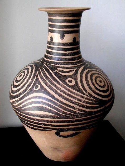 Ancient Chinese Neolithic Pottery painted with brown swirl and dots motif, Neolithic period ca. 3500 BC.: Neolithic Pottery, Neolithic Art, Ancient Vase, Neolithic Period, Coil Pottery, Istoria Artei, Coil Pots, Ancient Chinese Art, Ancient Pottery