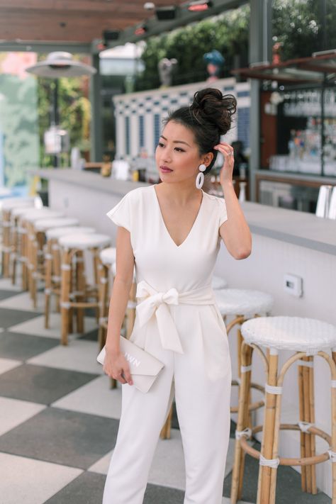 Summer White jumpsuit // Date Night Outfit Ideas  #datenightstyle #summeroutfit Dinner Outfit Summer, Rehearsal Dinner Outfits, Date Night Outfit Ideas, Summer Night Outfit, Night Outfit Ideas, Winter Date Night Outfits, Shower Outfits, Extra Petite, Bridal Shower Outfit