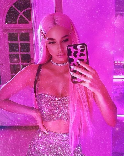 Pink Astethic, Editing Aesthetic, Feminine Y2k, Mirror Magic, Hot Pink Outfit, Pink Glamour, Pink Pfp, 2023 Aesthetic, Kylie Makeup