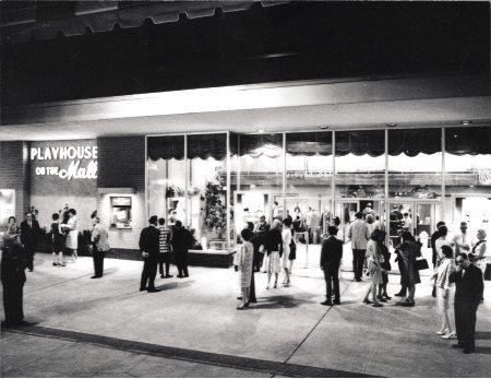 Playhouse on the Mall at the Bergen Mall, Paramus House Manager, Paramus Nj, Garden State Plaza, Bergen County New Jersey, Vintage Mall, Mall Stores, Sports Food, Essex County, Bergen County