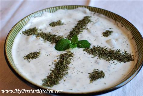 Mast-o-Khiar ~ Persian Yogurt & Cucumber Dip Persian Kitchen, Cucumber Dip, Iranian Recipes, Iranian Cuisine, White Mulberry, Cucumber Yogurt, Persian Cuisine, Iranian Food, Persian Cucumber