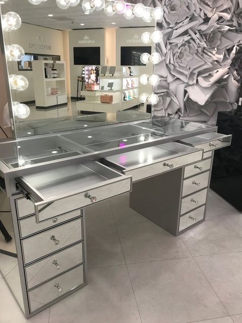 Vanity With Lights, Glam Bedroom Decor, Beauty Room Vanity, Mirrored Vanity Table, Makeup Vanity Table, Mirrored Vanity, Mirrored Bedroom Furniture, Hollywood Makeup, Impressions Vanity