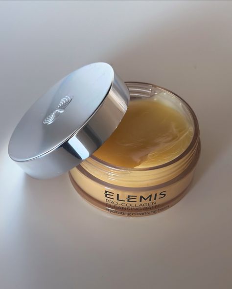 gifted by Elemis if you have dry skin this collagen cleansing balm is for you!! It’s a 3-in-1 melting cleanser that easily removes makeup, daily visible pollutants, and impurities for a soft and glowing complexion ✨✨ As you know I have eczema, in this cold weather my skin is even more drying. This balm contains 9 essential oils that helps hydrate my skin @elemis available at @sephora #makeupmeltdown #skincare #makeupremover #cleansingbalm #cleansing #elemis #beauty #sephora #hydratedski... Makeup Cleansing Balm, Elemis Cleansing Balm, Elemis Pro Collagen, Cleansing Balm, Glowing Complexion, My Skin, Aesthetically Pleasing, Makeup Remover, Dry Skin