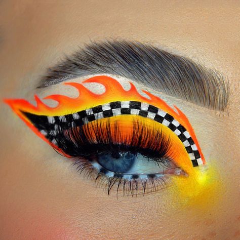 Halloween Lip Makeup, Becoming A Makeup Artist, Makeup Nails Designs, Halloween Eye Makeup, Rave Makeup, Dope Makeup, Full Face Makeup, Baddie Makeup, Makeup Designs