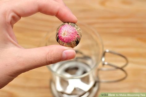 Blooming Flower Tea, Flowering Tea, Tea Balls, Small Glass Containers, Diy Herbal Remedies, Flower Balls, Blooming Tea, Tea Diy, Glass Teapot