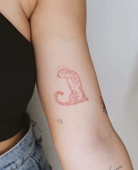 Red Cat Tattoo, Cheetah Tattoo For Women, Cat Outline Tattoo, Cheetah Tattoo, Leopard Tattoo, Leopard Tattoos, Cat Outline, Tattoo Ideas For Men, Red Tattoos