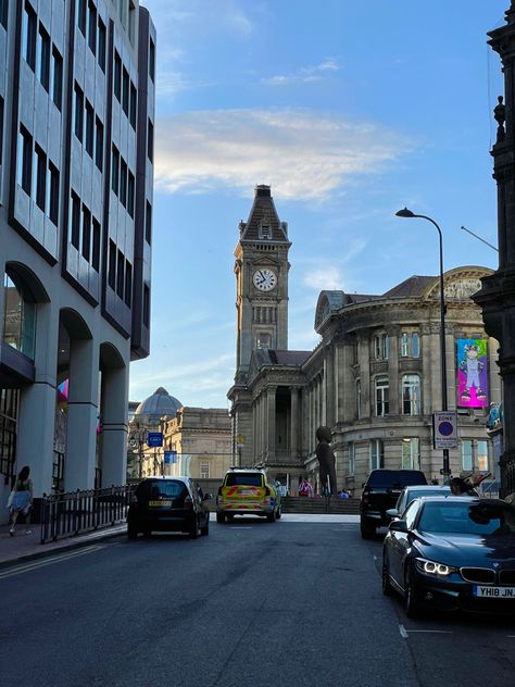 Birmingham City Center Birmingham Uk Aesthetic, Birmingham Aesthetic, Uk Birmingham, Birmingham City University, Birmingham City Centre, University Of Birmingham, Birmingham Uk, Birmingham City, London Life