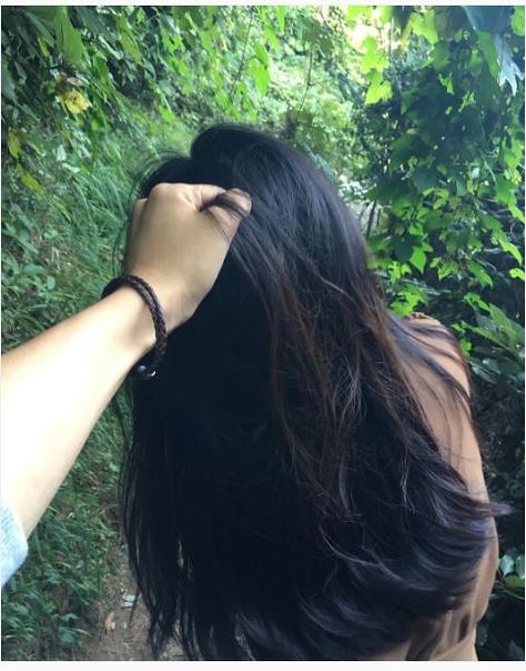 Indian Long Hair Braid, Gal Gardot, Long Indian Hair, Dark Red Dresses, Couple Goals Teenagers Pictures, Crazy Women, Big Kiss, Profile Pictures Instagram, Stylish Photo Pose