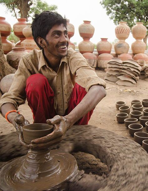 Indian Ceramics, English Projects, Indian Handicrafts, Indian Pottery, India Culture, India Photography, Indian Crafts, Pottery Handmade, Authentic Indian