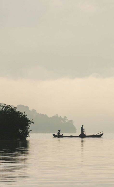 Munroe Island, Kerala Backwaters, Kerala Travel, India Photography, Kerala Tourism, Old Boats, Simple Line Drawings, Amazing Nature Photos, Landscape Pictures