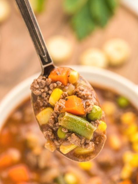 A silver spoon with soup inside of it. Close up shot. Best Hamburger Soup Recipe, 30 Minute Soup Recipes, Crockpot Vegetable, Easy Vegetable Beef Soup, Hamburger Vegetable Soup, Mom Meals, Yummy Kitchen, Salmon Glaze Recipes, Beef Short Rib Recipes