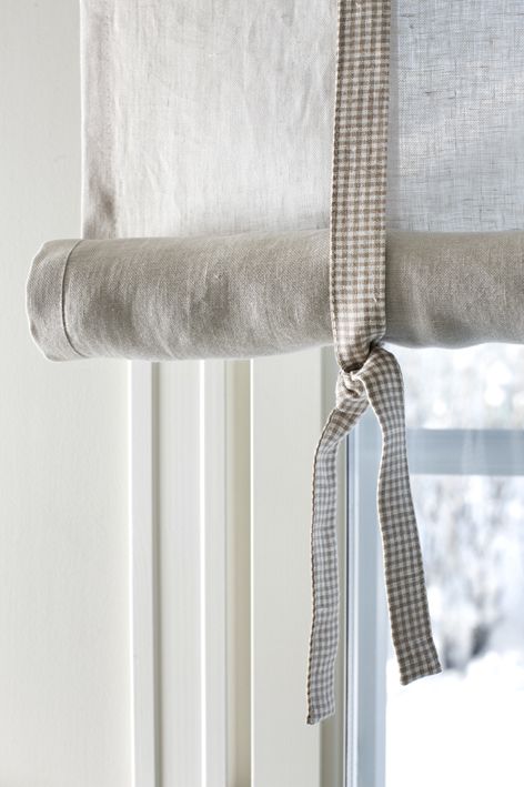 Burlap Window Treatments, Rideaux Shabby Chic, Bathroom Blinds, Modern Blinds, Bedroom Blinds, Burlap Curtains, House Blinds, Drop Cloth Curtains, Bamboo Blinds