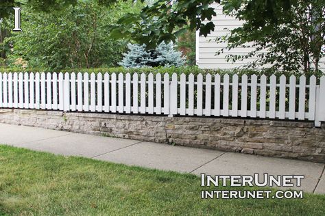 Picket Fence Stone Wall With Fence On Top, Front Landscaping Design, Pergola Area, Garden Front Of House, Stone Fence, Picket Fences, Fence Designs, Elephant Rock, Natural Fence