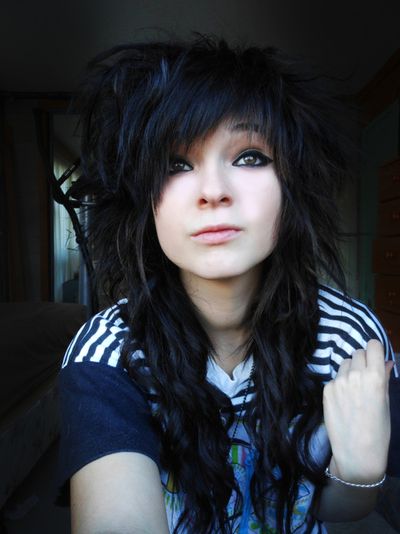 LOVE Scene Hair Wavy, Wavy Alternative Hair, Emo Wavy Hair, Wavy Emo Hair, Scene Curly Hair, Scene Hair Curly, Wavy Scene Hair, Curly Emo Hair, Black Emo Hair